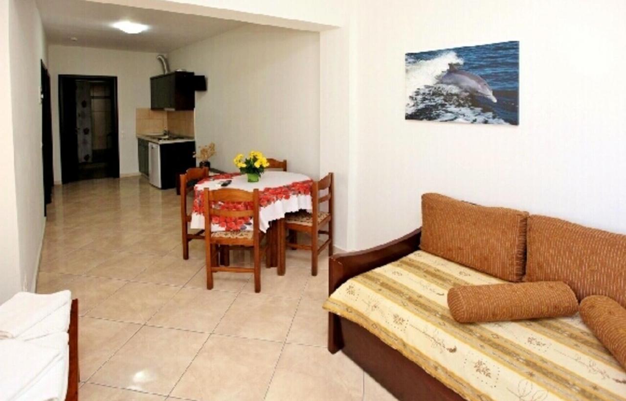 Delfini Hotel Skala Potamia  Exteriör bild